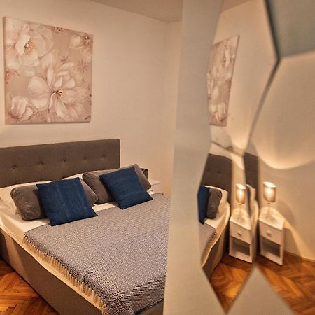 Apartment Pape Split Extérieur photo